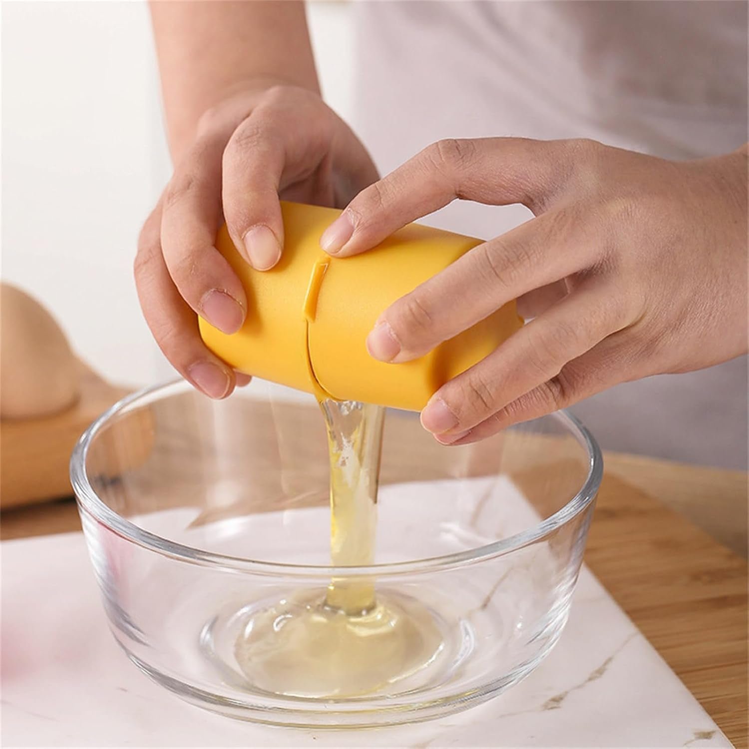 Egg Shell Opener - Handheld Egg Cracker Tool for Raw Eggs | Quickslice - Image 3
