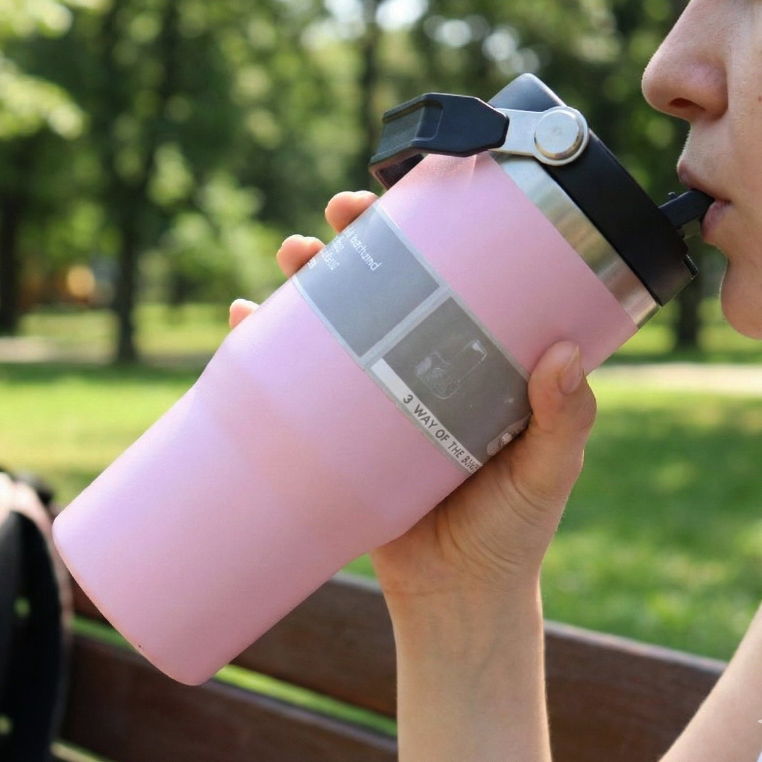 Stainless Steel Travel Tumbler – 900 ML Insulated with Handle - Image 5