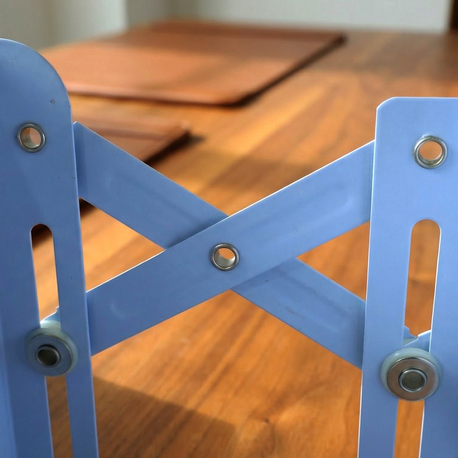 Expandable Book Stand – Adjustable Foldable Organizer for Desk - Image 4