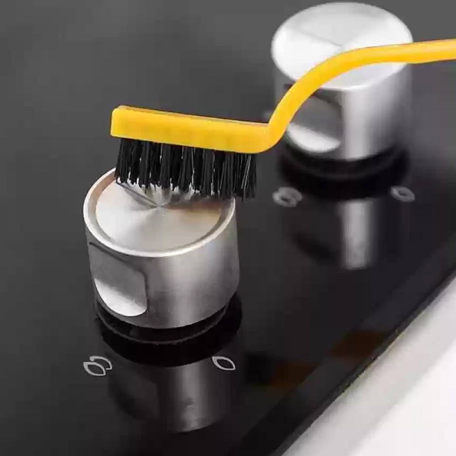 Mini Nylon Cleaning Brush - Powerful Scrubbing for Home | Velvet Wipe - Image 4