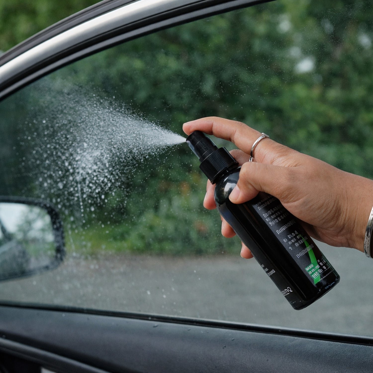 Anti-Fog Glass Spray – Clear Vision for Car & Home - Image 4