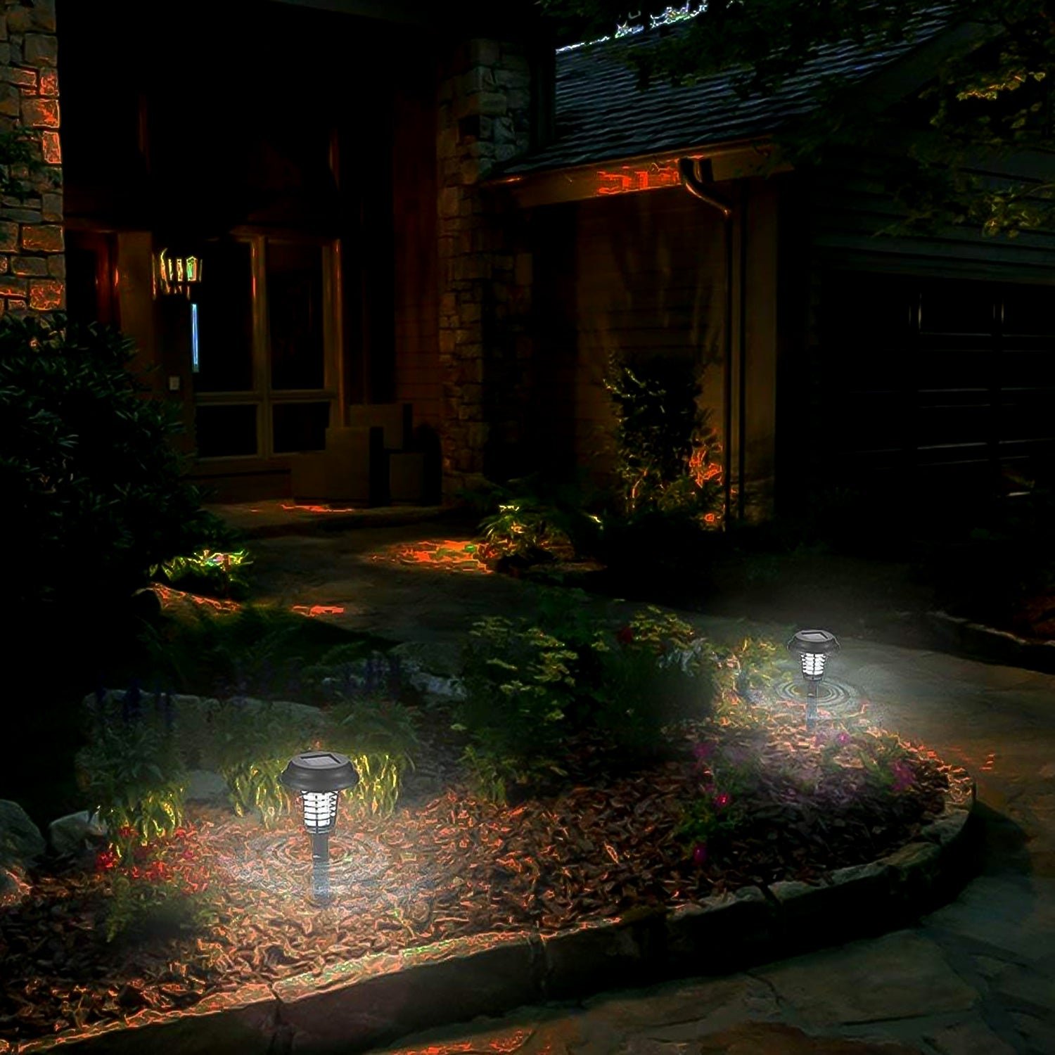 Solar Mosquito Trap – UV LED Garden Light (2 Pc) | Garden Vera - Image 3