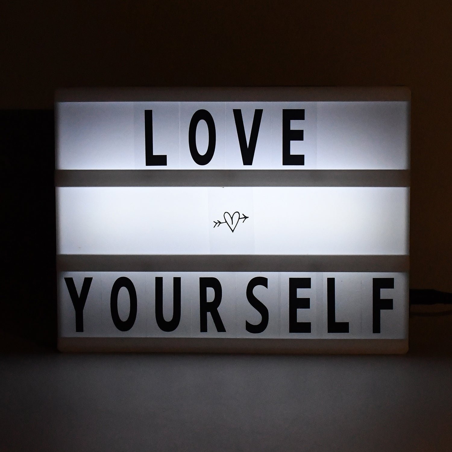 Cinematic Light Box - Mini A6 LED Message Board with Letters | Styleva - Image 7