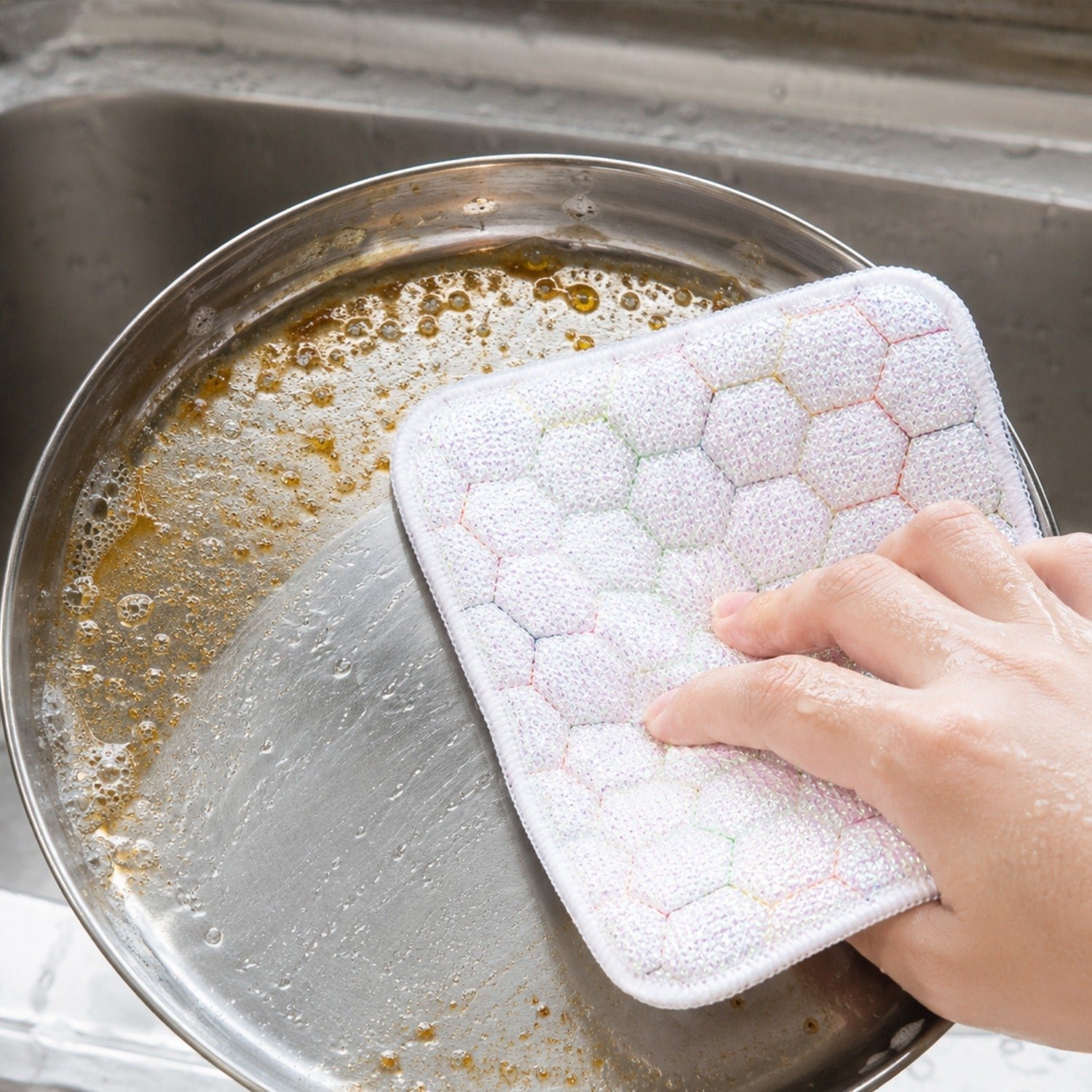 Dish Washing Scrub Pad – Tough, Durable & Multipurpose Kitchen Cleaning - Image 3