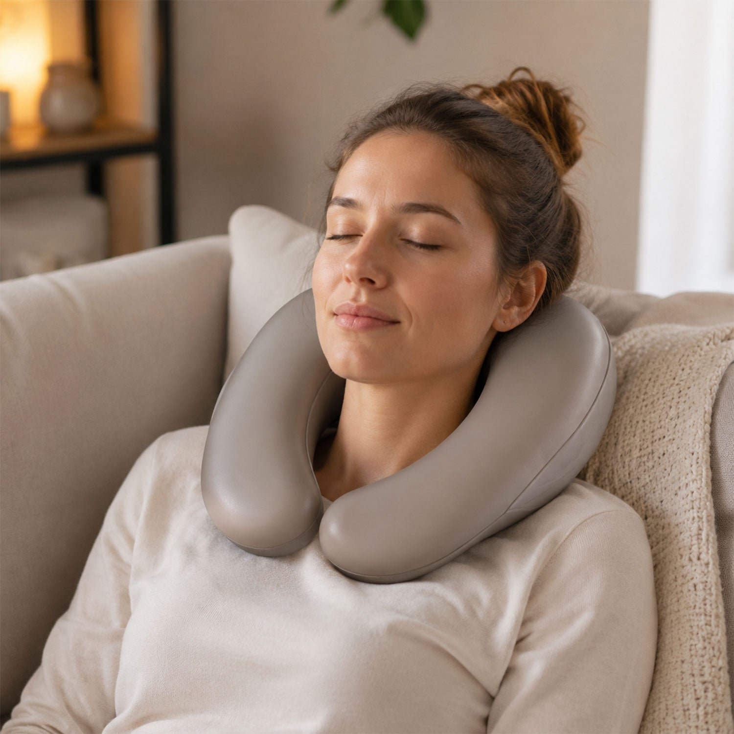 U Shape Hot Water Bottle – Neck & Shoulder Pain Relief & Warmth - Image 4