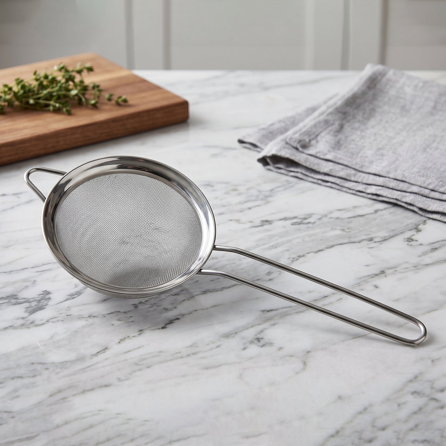 Stainless Steel Tea Strainer – Fine Mesh for Perfect Brewing