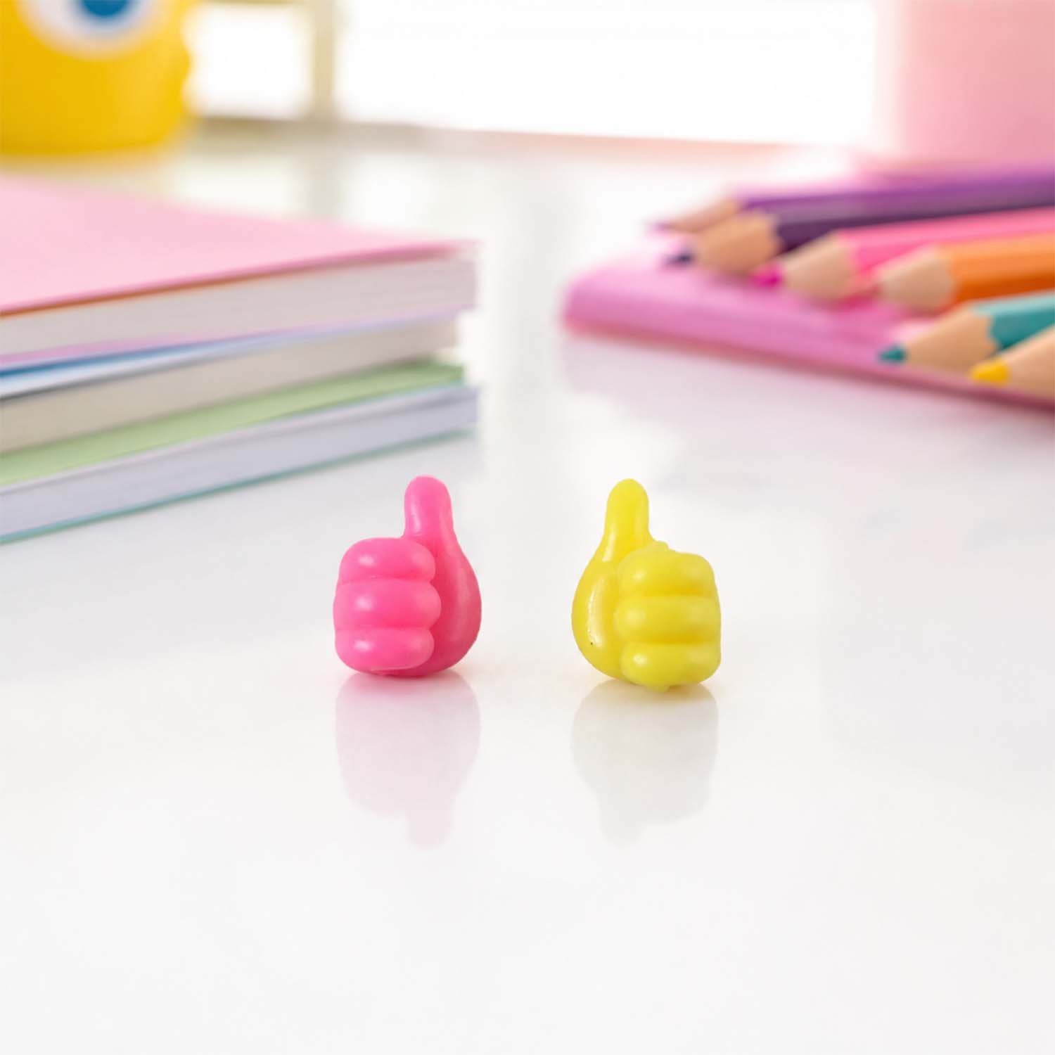 Cable Wire Holder – Cute Thumbs-Up Self-Adhesive Design for Easy Organising - Image 3