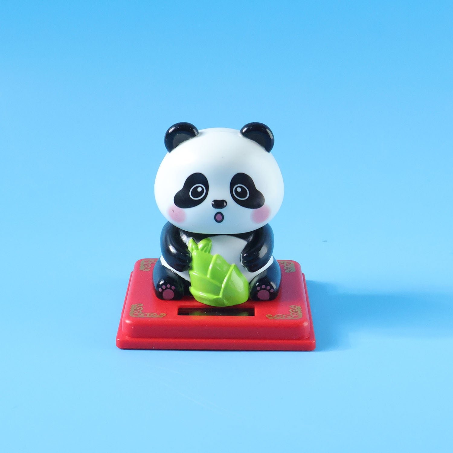 Solar Powered Panda Showpiece – Eco-Friendly Moving Head Decor - Image 7