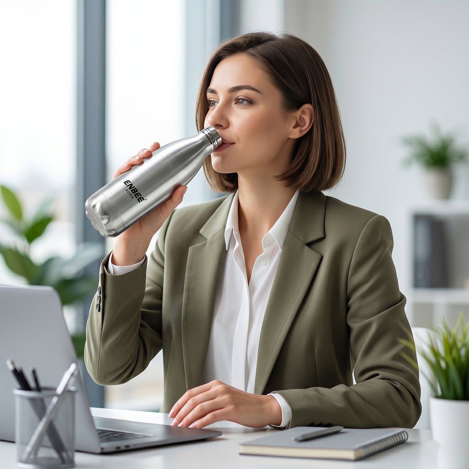 Insulated Water Bottle – Keep Drinks Hot & Cold for Hours - Image 3