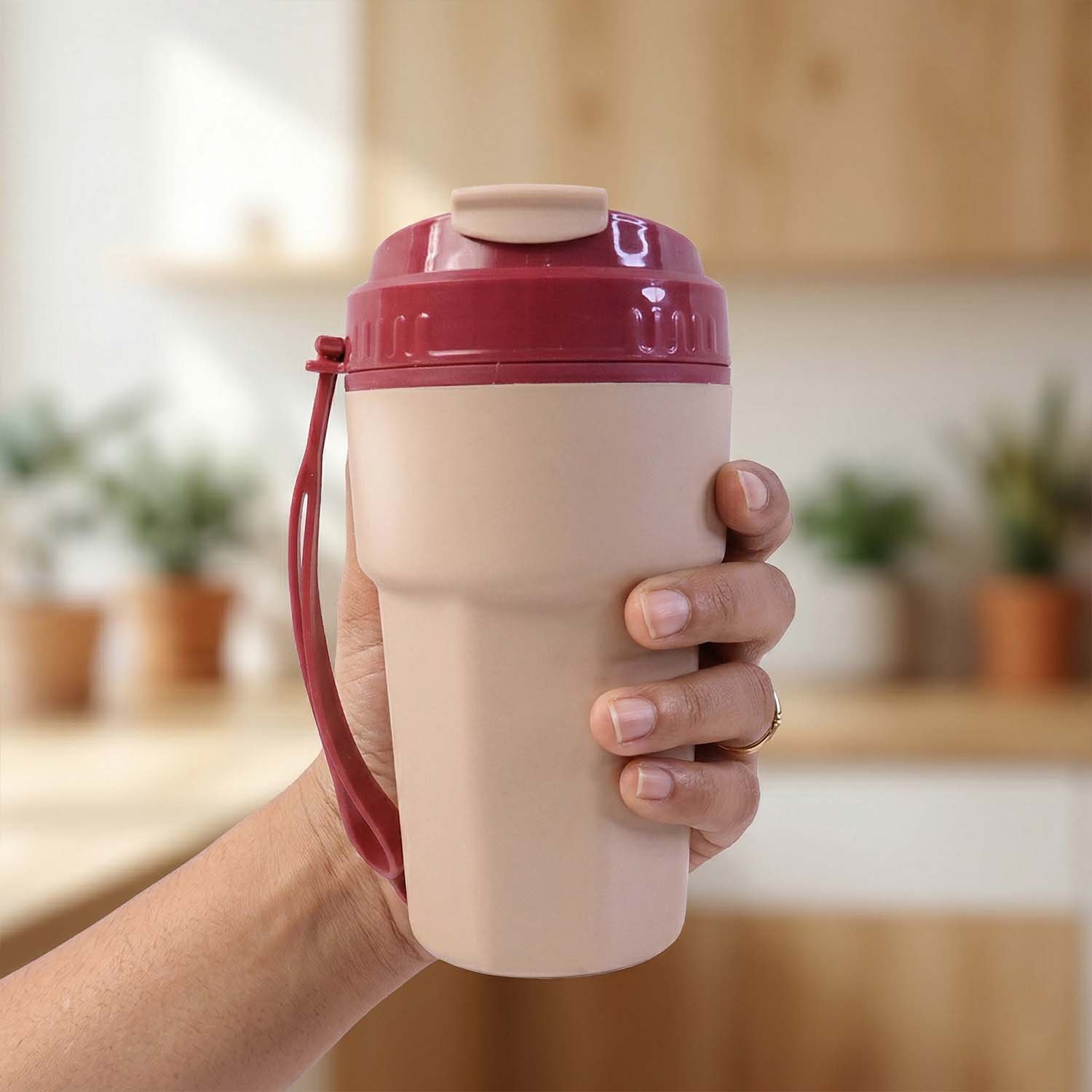 Plastic Sipmate Sipper Bottle 500 ml – Leak-Resistant Flip-Top Lid - Image 3