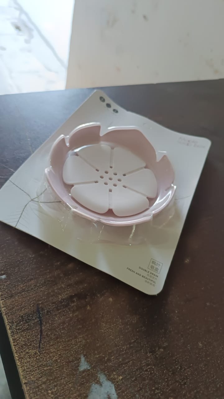 Plastic Soap Dish - Self-Draining Floral Design | VelvetBubbles - Image 7