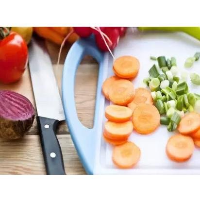 Kitchen Knife Set – 5-Piece Black Set with Wooden Block & Scissors - Image 4