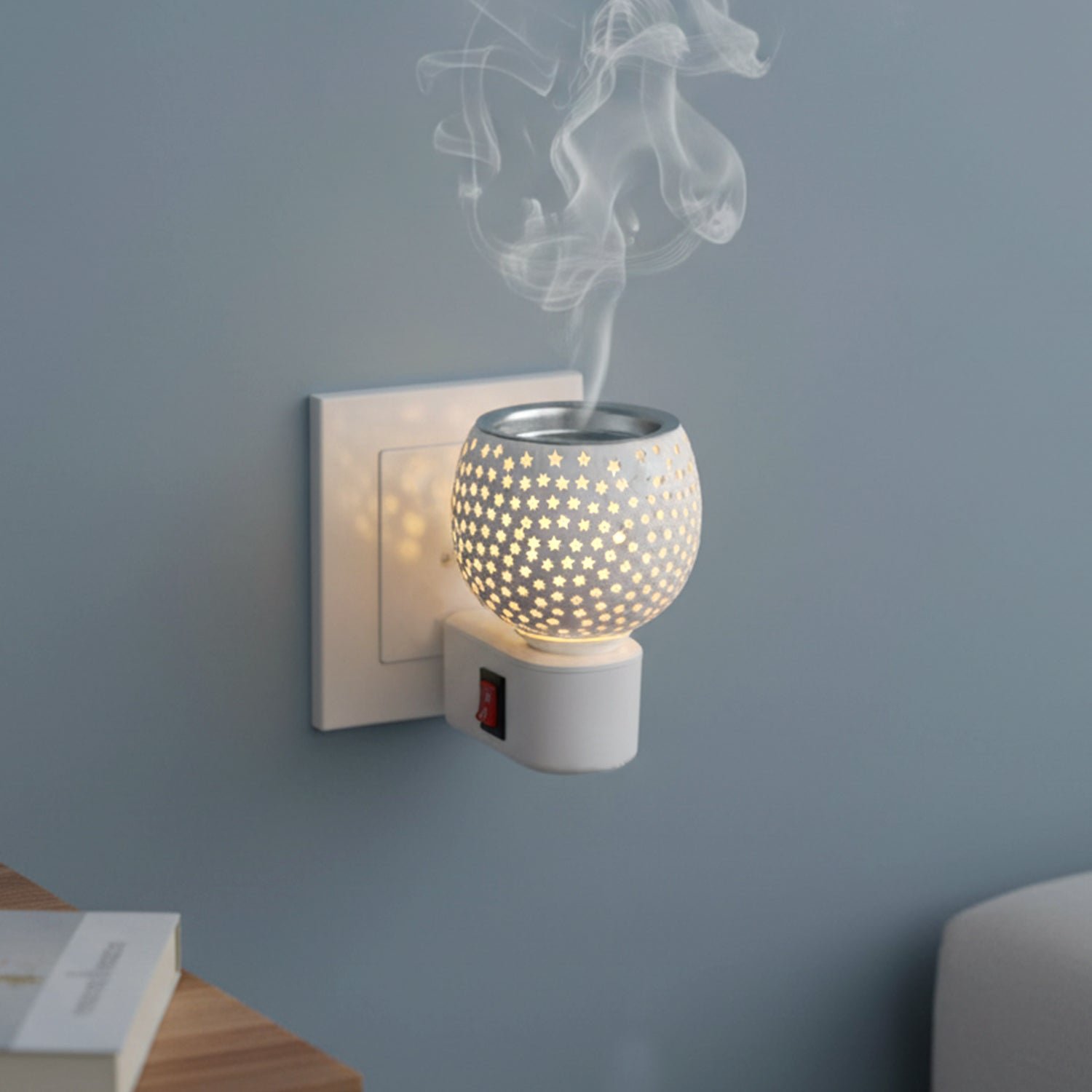 Star Cut Glass Aroma Diffuser – Elegant Plug-In Night Lamp - Image 4