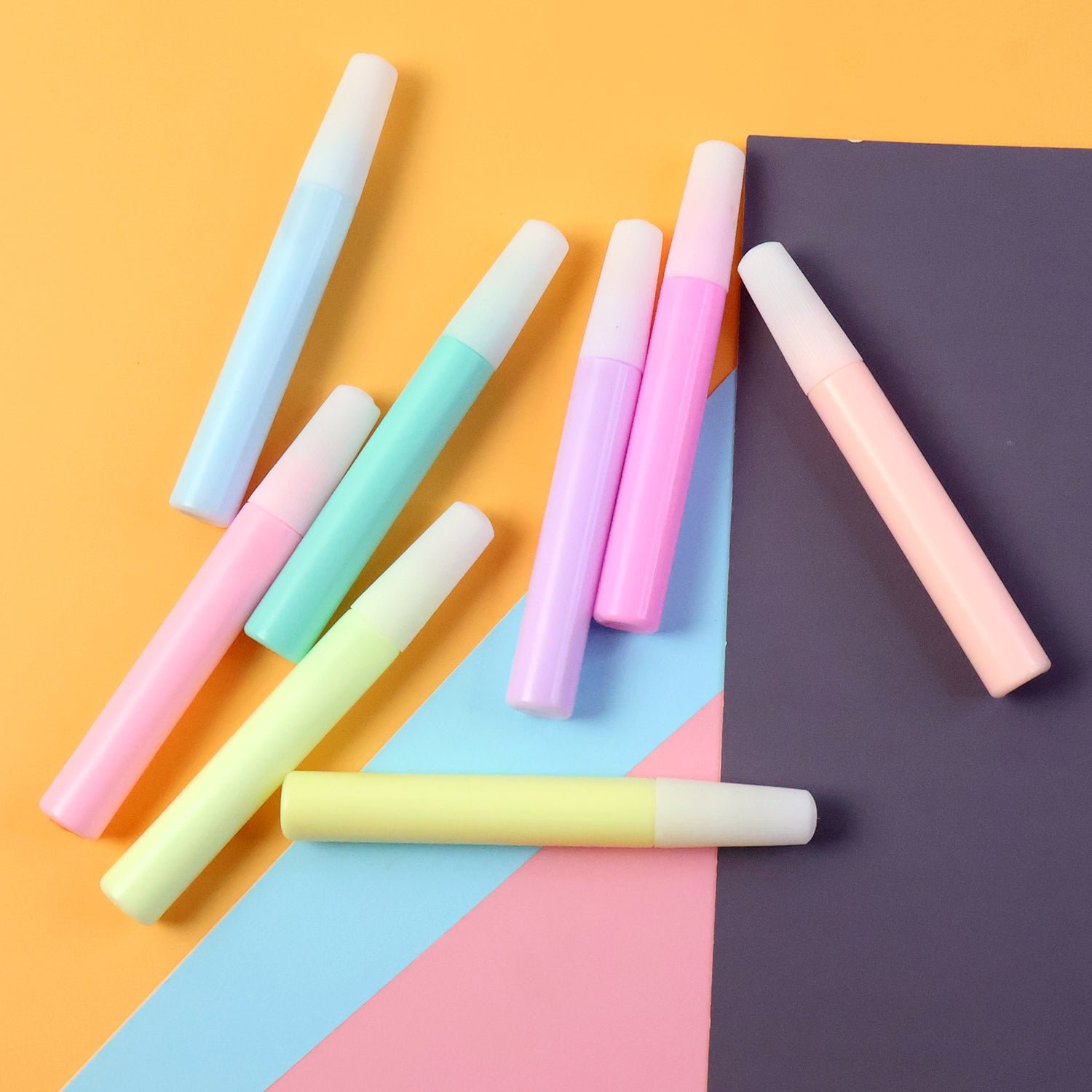 Multi-Color Craft Glue Pen Set – 8 Vibrant 10ml Tubes - Image 4