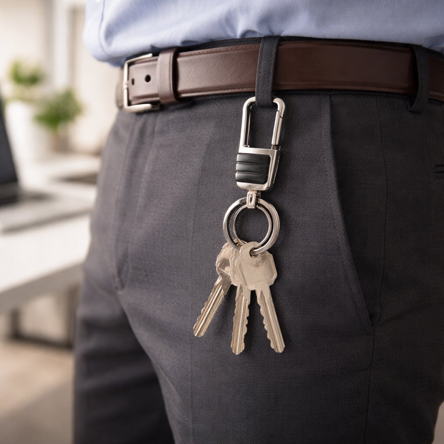 Heavy Duty Metal Keychain – Durable & Stylish for Everyday Use - Image 4