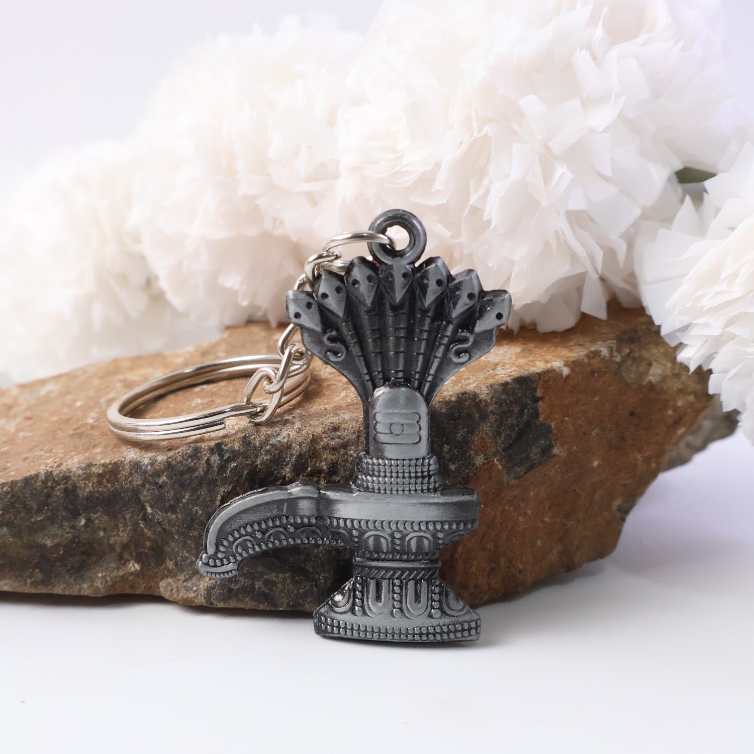 Shiva Lingam Metal Keychain – Durable Spiritual Accessory - Image 3