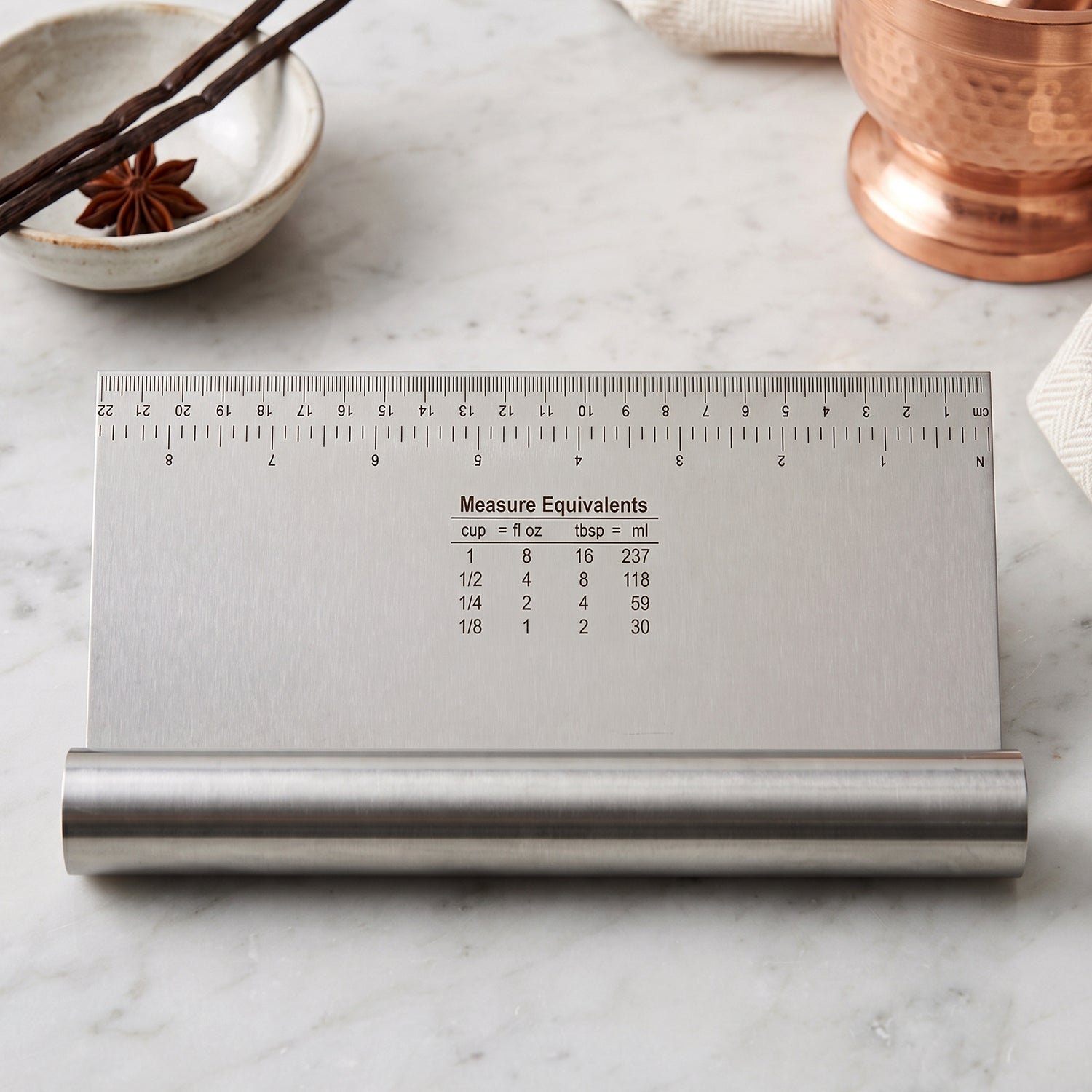 Big Stainless Steel Dough Scraper Cutter 22 x 12 Cm with Scale (1 Pc) - Image 3