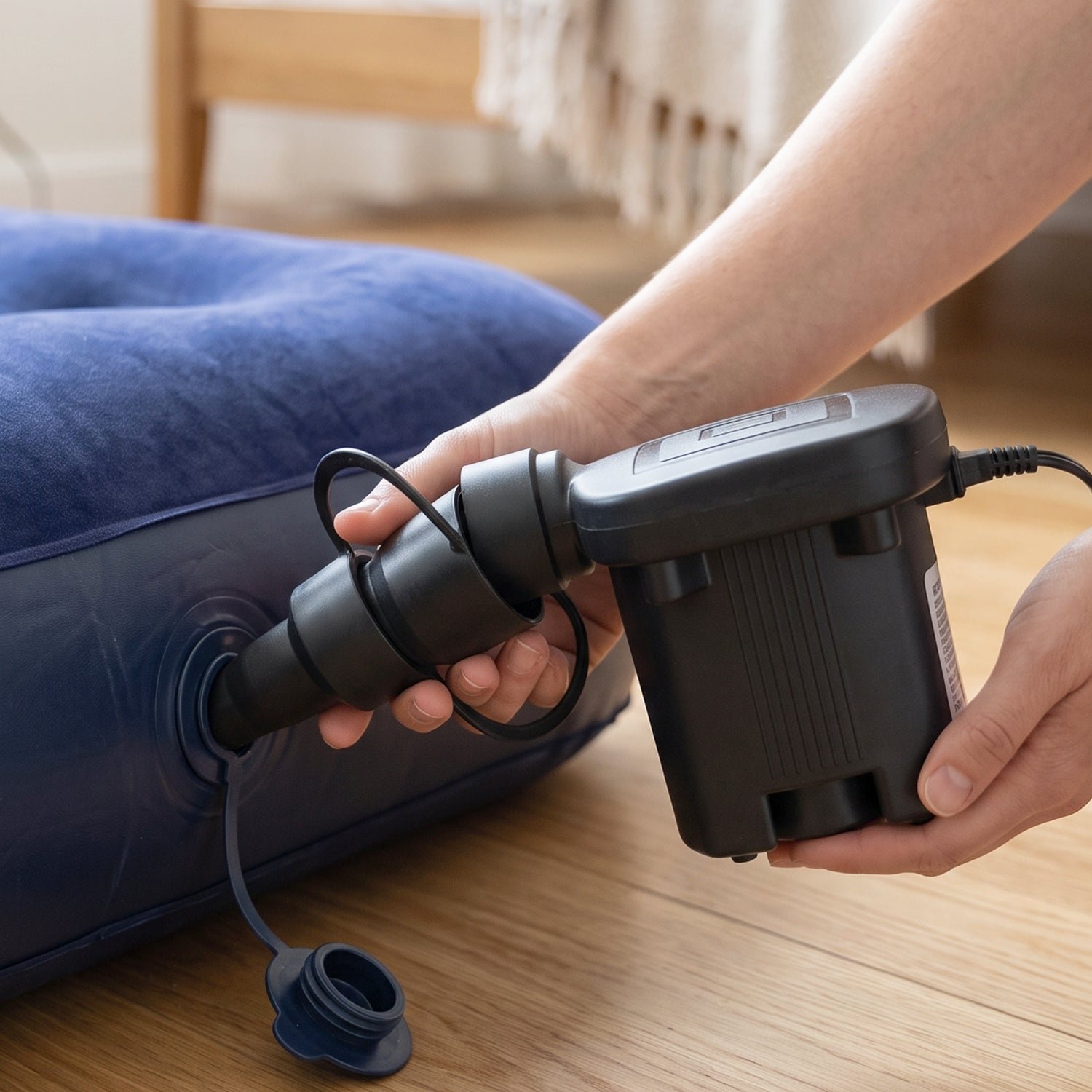 Electric Air Pump with 3 Nozzles for Inflatable Mattress and Pool Toys (1 Pc) - Image 3