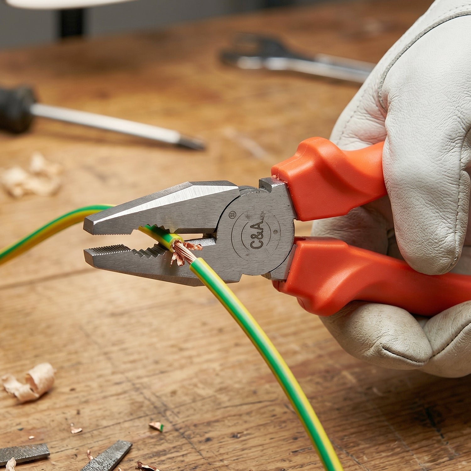 Combination Pliers – Heavy Duty Wire Cutting & Gripping Tool - Image 4