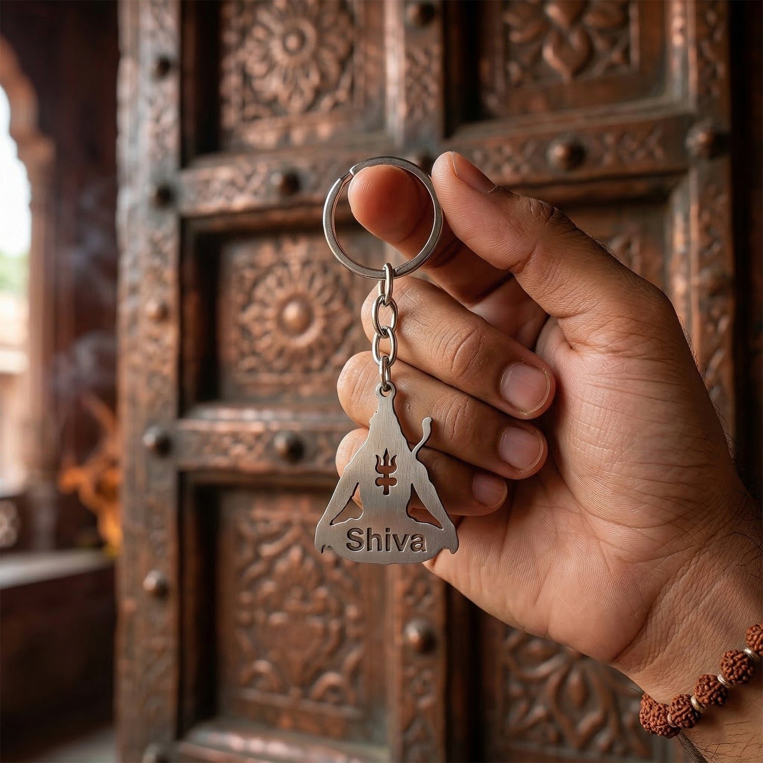 Lord Shiva Trishul Keychain – Durable Spiritual Accessory - Image 4