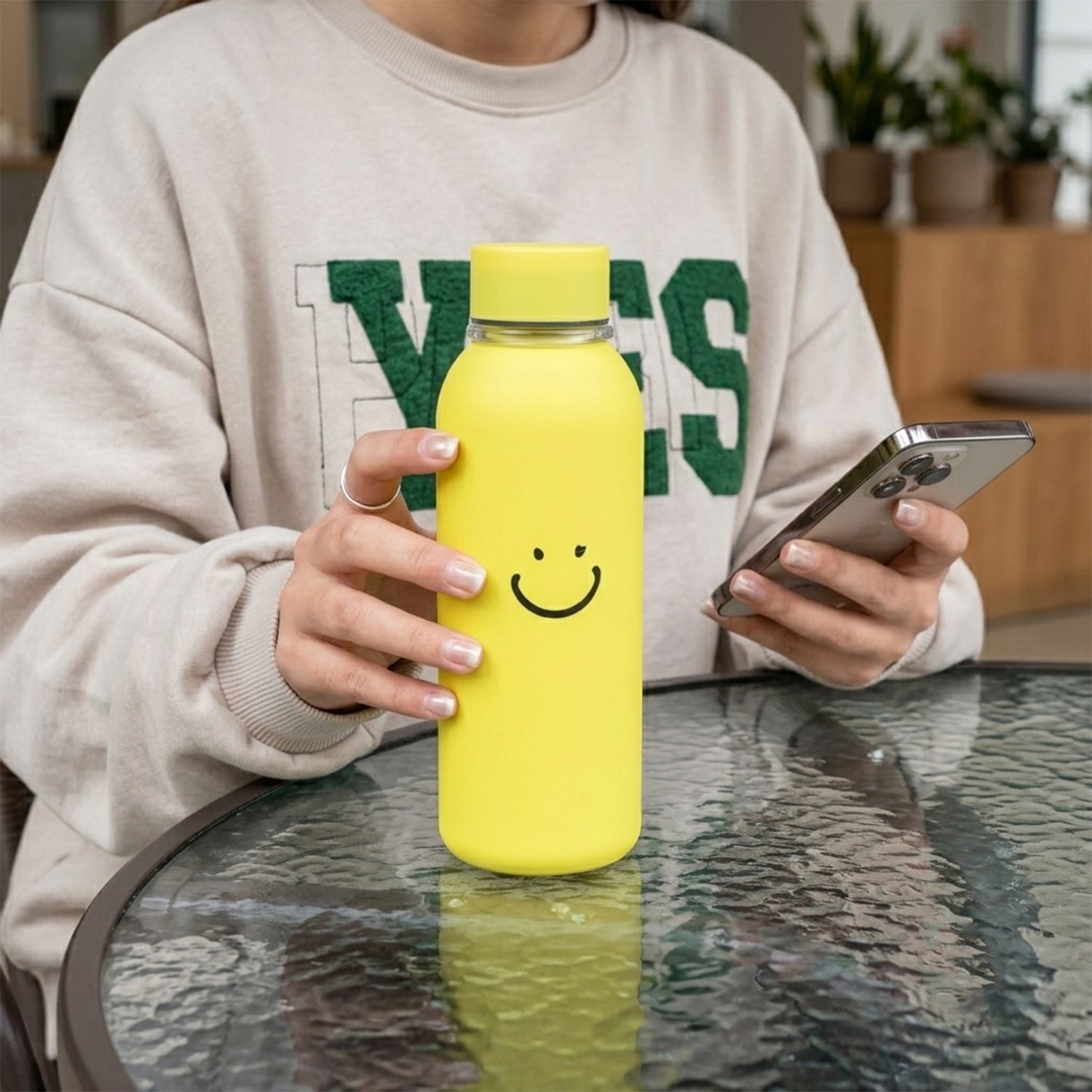 400 ML Smiley Face Glass Travel Water Bottle with Silicone Sleeve (1 Pc) - Image 3