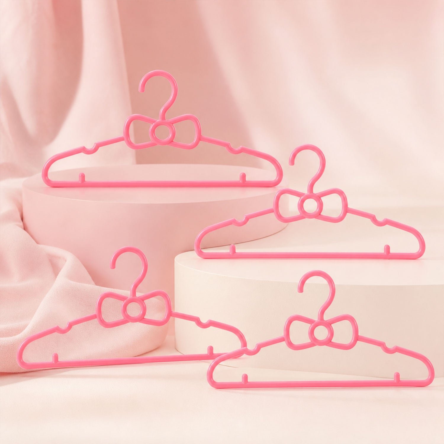 Kids Plastic Clothes Hangers Set of 4 Cute Bow Design Baby Wardrobe (4 Pc Set) - Image 3
