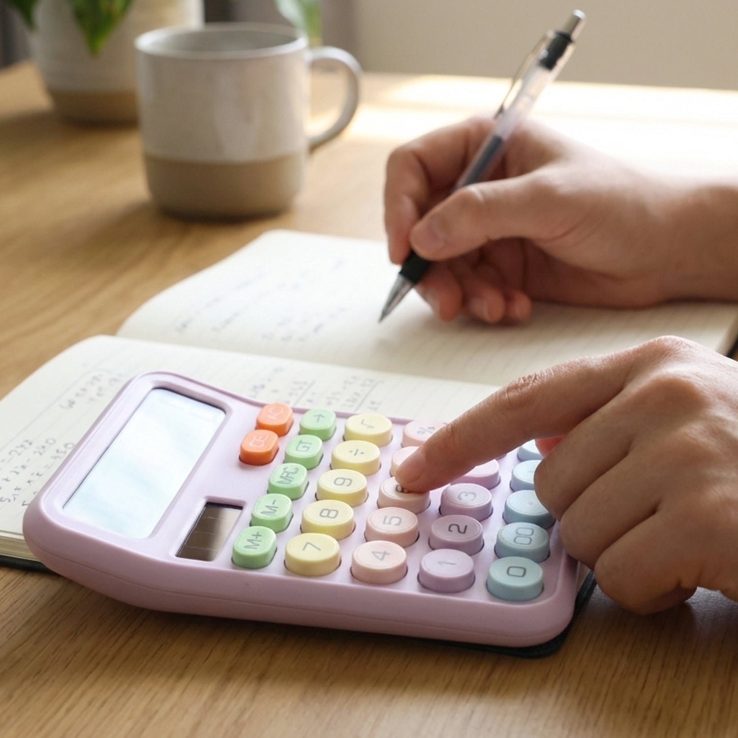 Desktop Calculator – Large Display & Soft Multicolor Keys - Image 3
